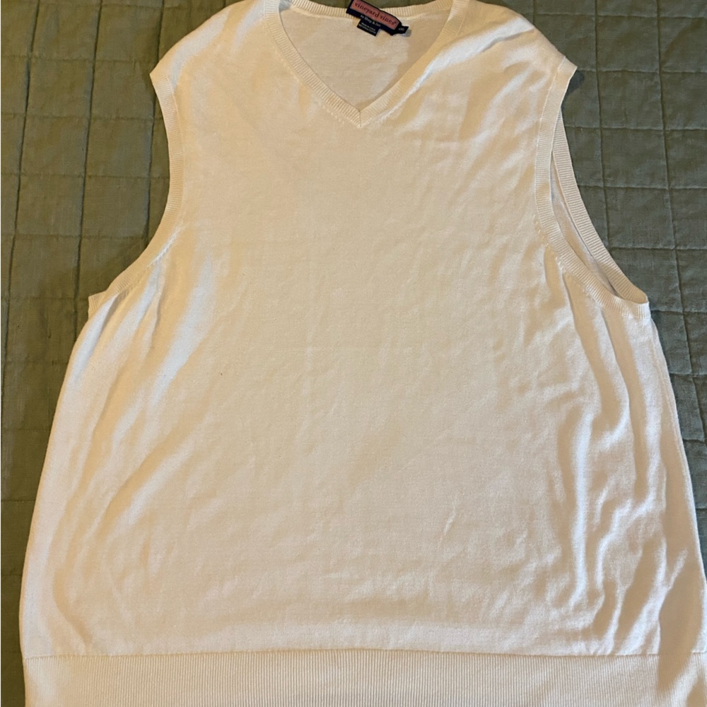 Vineyard vines men’s white XXL knit sweater vest  like new v-neck big and tall